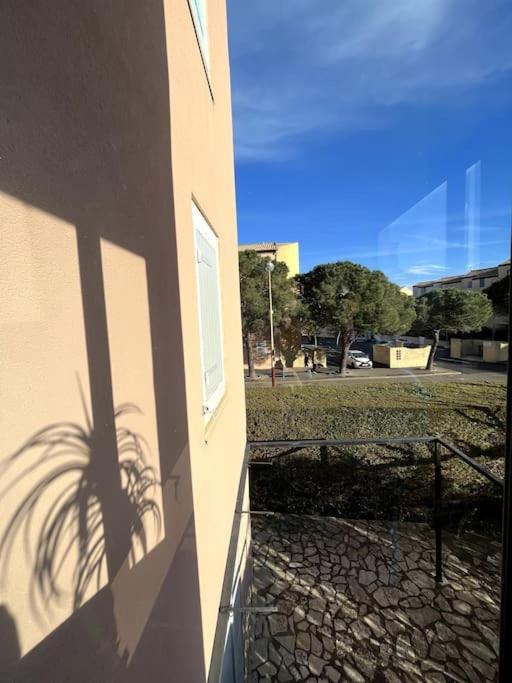 St-Pierre-La-Mer, Bel Appartement A Dans Residence Avec Piscine Et Tennis Entre 5 Et 10 Min De La Plage Fleury  Zewnętrze zdjęcie