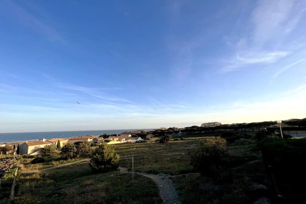 St-Pierre-La-Mer, Bel Appartement A Dans Residence Avec Piscine Et Tennis Entre 5 Et 10 Min De La Plage Fleury  Zewnętrze zdjęcie