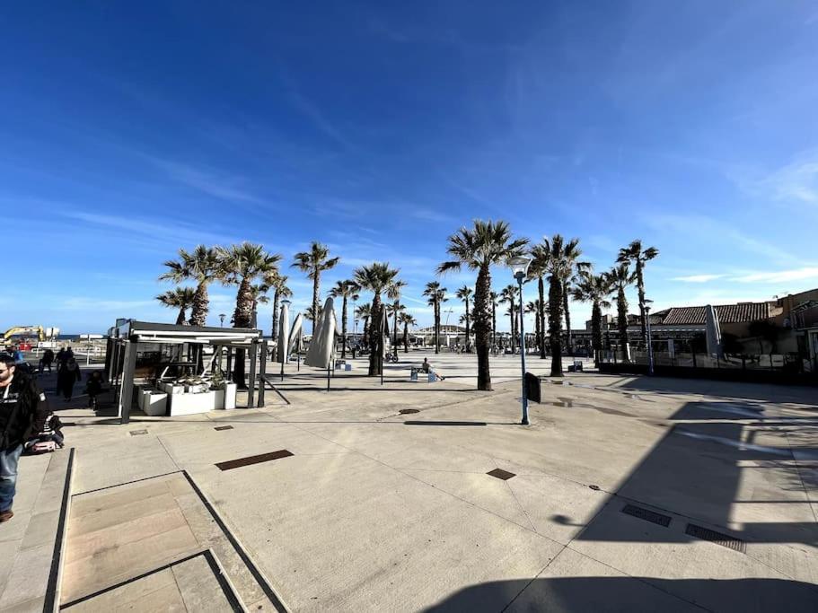 St-Pierre-La-Mer, Bel Appartement A Dans Residence Avec Piscine Et Tennis Entre 5 Et 10 Min De La Plage Fleury  Zewnętrze zdjęcie