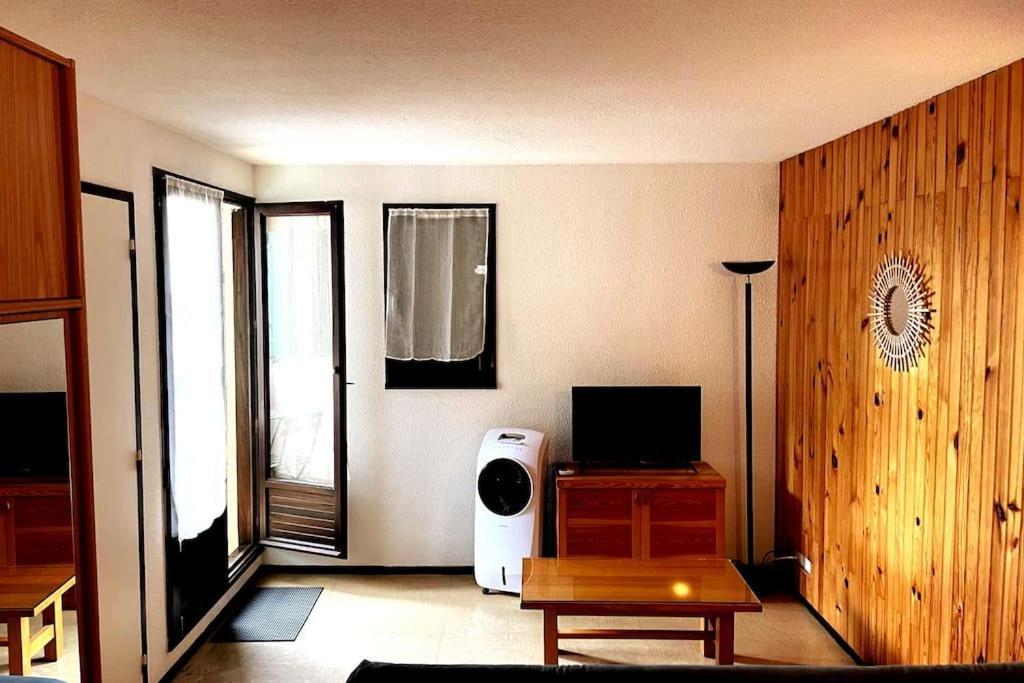 St-Pierre-La-Mer, Bel Appartement A Dans Residence Avec Piscine Et Tennis Entre 5 Et 10 Min De La Plage Fleury  Zewnętrze zdjęcie